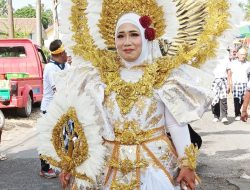 Pawai Budaya HUT RI Ke 79 Pemdes Randu Cangkring Kecamatan Pujer  Disambut Antusias Warga